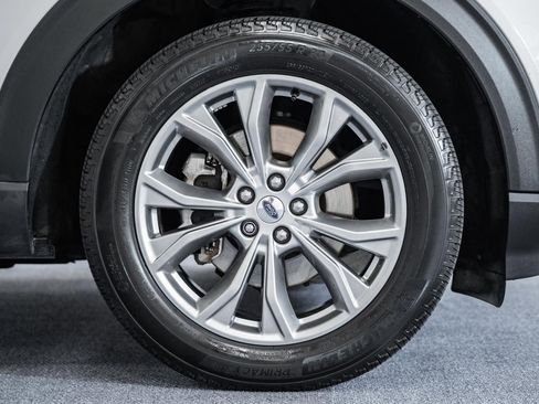 Used 2022 Ford Explorer XLT w/ Equipment Group 202A image 15