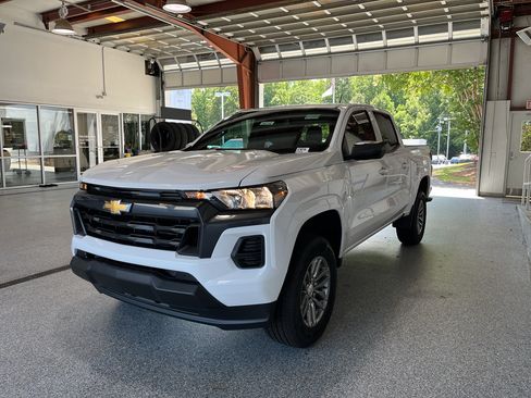 New 2026 Chevrolet Colorado LT RWD image 4