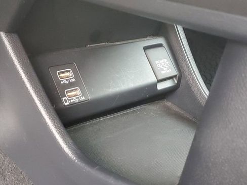 Used 2019 Honda HR-V Sport image 30