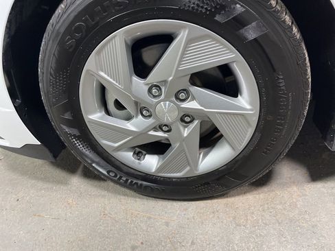 Used 2025 Hyundai Sonata SE image 35