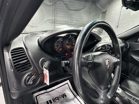 Used 2003 Porsche Boxster RWD image 15