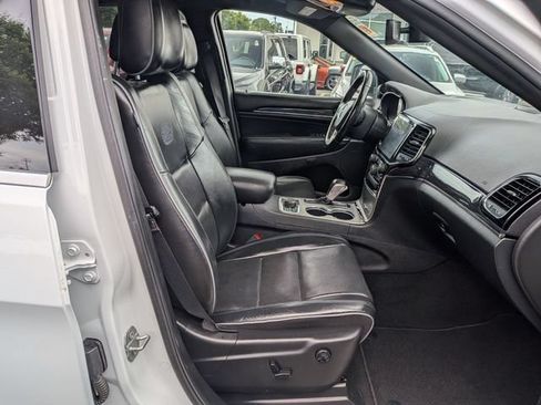 Certified 2021 Jeep Grand Cherokee Overland AWD/4WD image 34