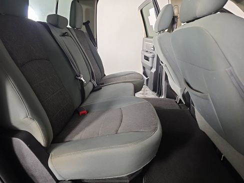 Used 2017 RAM 1500 Big Horn AWD/4WD image 39