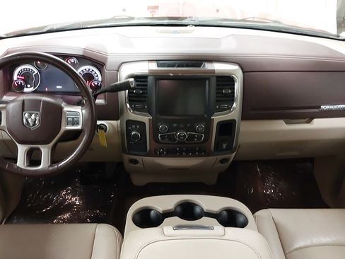 Used 2015 RAM 2500 Laramie image 32