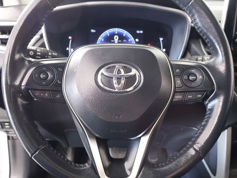 Used 2024 Toyota Corolla Cross XLE w/ Convenience Package AWD/4WD image 3