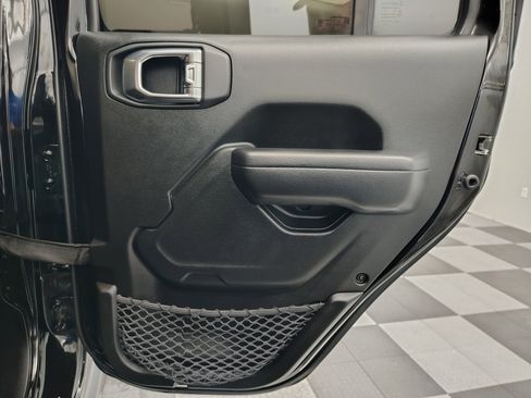 Used 2023 Jeep Gladiator Mojave image 27