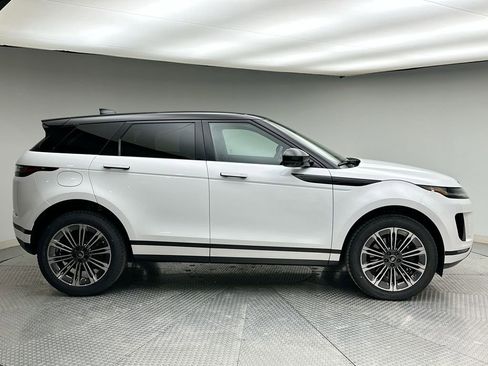 New 2026 Land Rover Range Rover Evoque S image 4