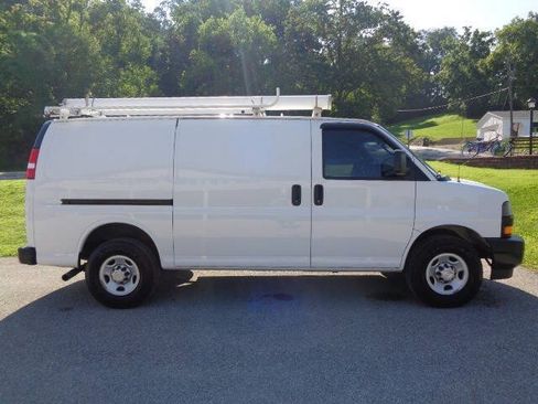Used 2021 Chevrolet Express 2500 w/ Communications Package RWD image 7