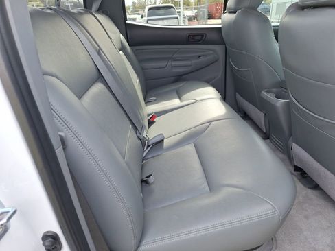 Used 2011 Toyota Tacoma Base w/ TRD Sport Pkg image 34