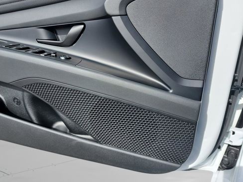 New 2026 Hyundai Elantra SEL Sport Premium FWD image 27