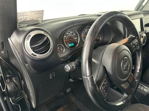 Certified 2018 Jeep Wrangler Unlimited Sahara w/ Connectivity Group image 20