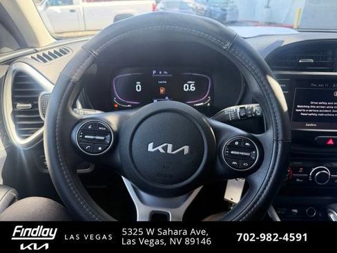 Certified 2023 Kia Soul LX FWD image 11