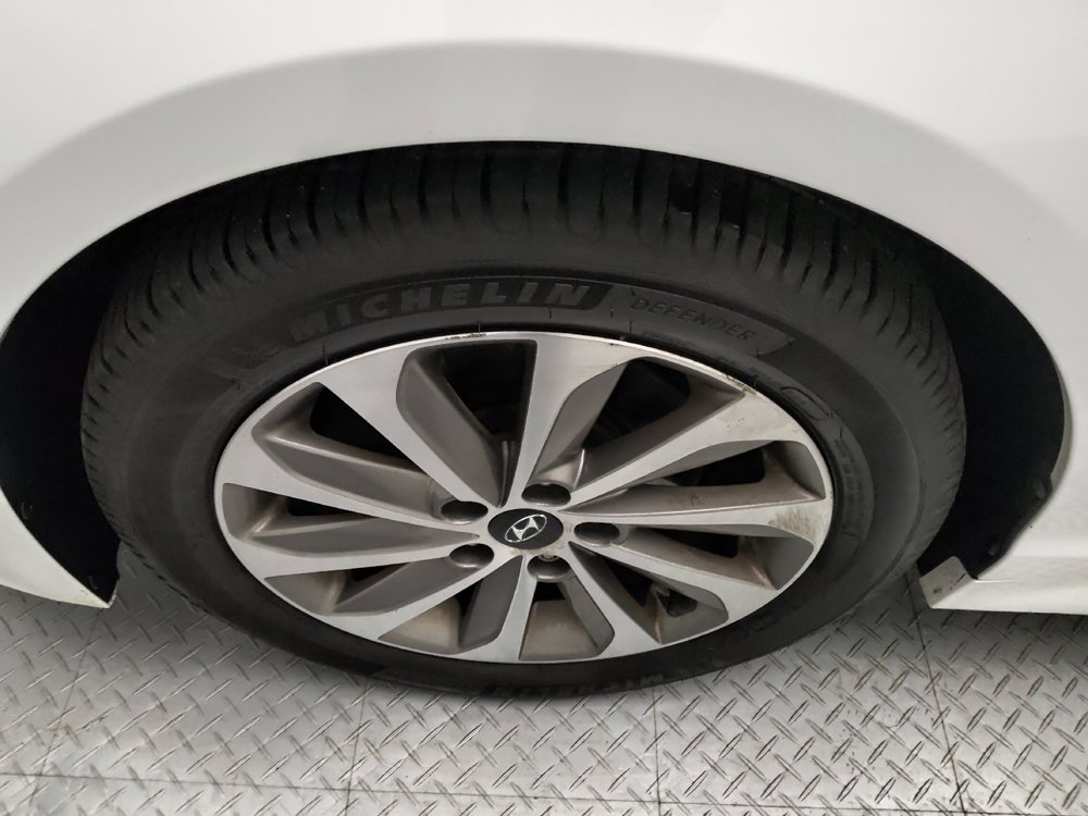 Used 2015 Hyundai Sonata Sport FWD image 31
