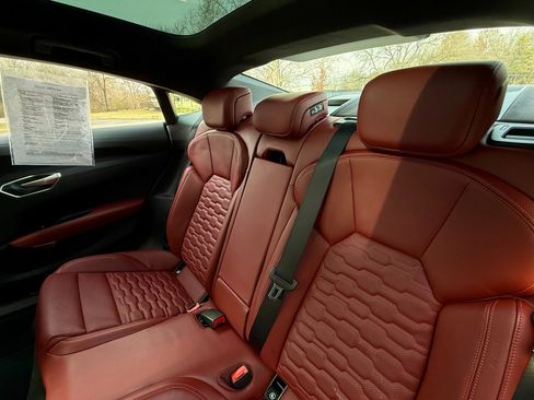 Used 2024 Audi RS e-tron GT w/ Carbon Performance Package image 18