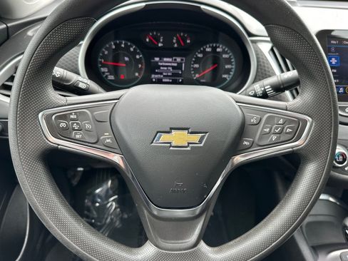 Used 2024 Chevrolet Malibu LT FWD image 25