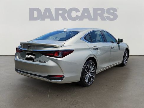 Used 2023 Lexus ES 250 w/ Premium Package AWD/4WD image 7