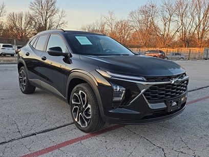 Certified 2025 Chevrolet Trax RS w/ Driver Confidence Package