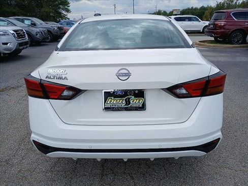 New 2025 Nissan Altima 2.5 S image 4