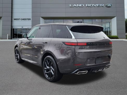 New 2026 Land Rover Range Rover Sport Dynamic SE image 3