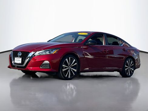 Used 2019 Nissan Altima 2.5 SR w/ SR Premium Package image 11