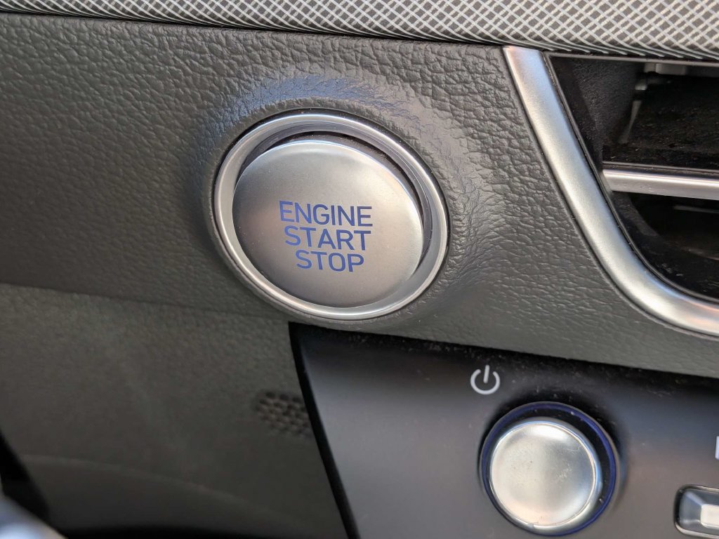 Used 2025 Hyundai Sonata SEL FWD image 27