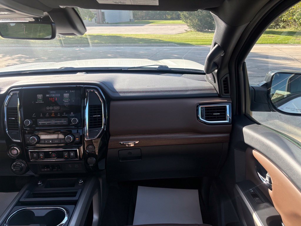 Used 2023 Nissan Titan Platinum Reserve w/ Moonroof Package AWD/4WD image 39