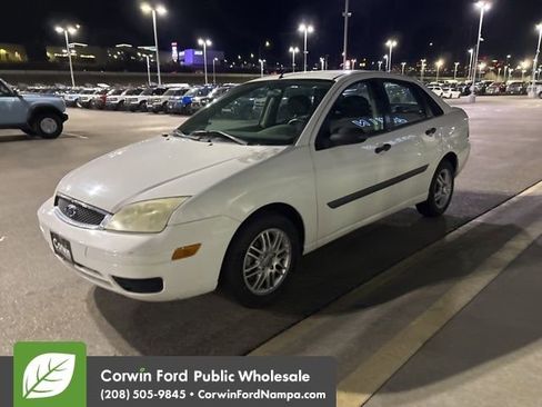 Used 2007 Ford Focus SES image 3