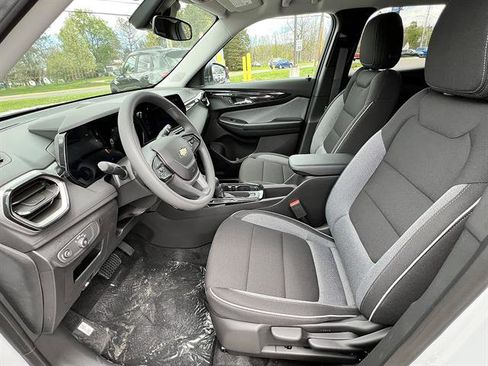 New 2026 Chevrolet TrailBlazer LS w/ LS Convenience Package FWD image 11