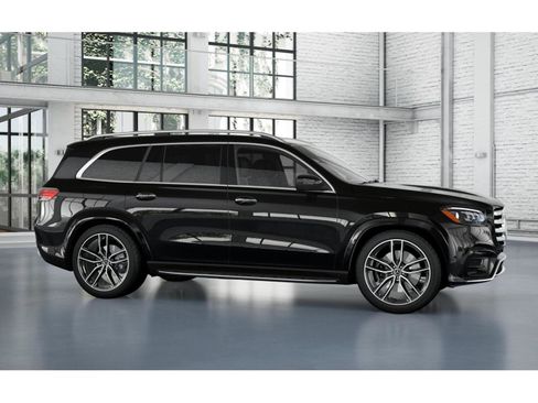 New 2026 Mercedes-Benz GLS 580 4MATIC image 14
