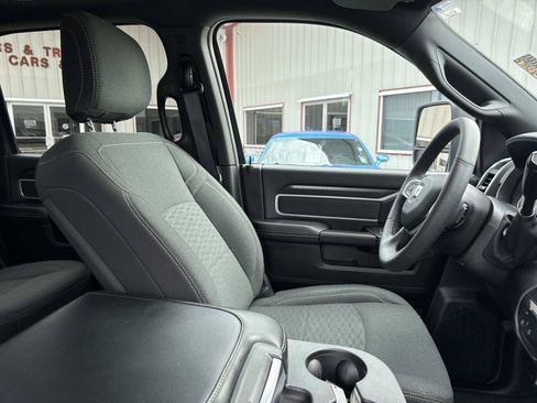 Used 2026 RAM 2500 Big Horn AWD/4WD image 10