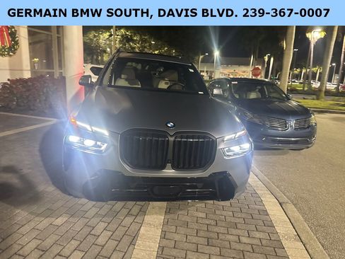 Certified 2023 BMW X7 xDrive40i w/ Executive Package image 6