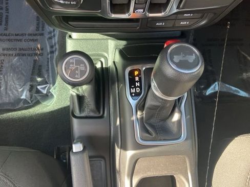 Used 2023 Jeep Wrangler Unlimited w/ Cold Weather Group image 20