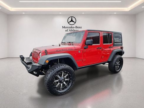 Used 2014 Jeep Wrangler Unlimited Rubicon w/ Connectivity Group AWD/4WD image 2
