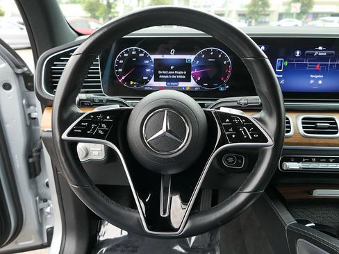 Used 2025 Mercedes-Benz GLE 350 4MATIC image 20