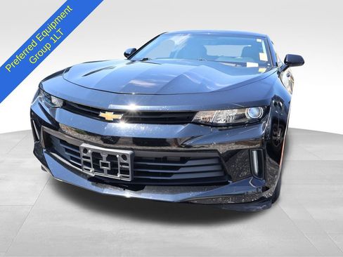Used 2017 Chevrolet Camaro LT RWD image 3