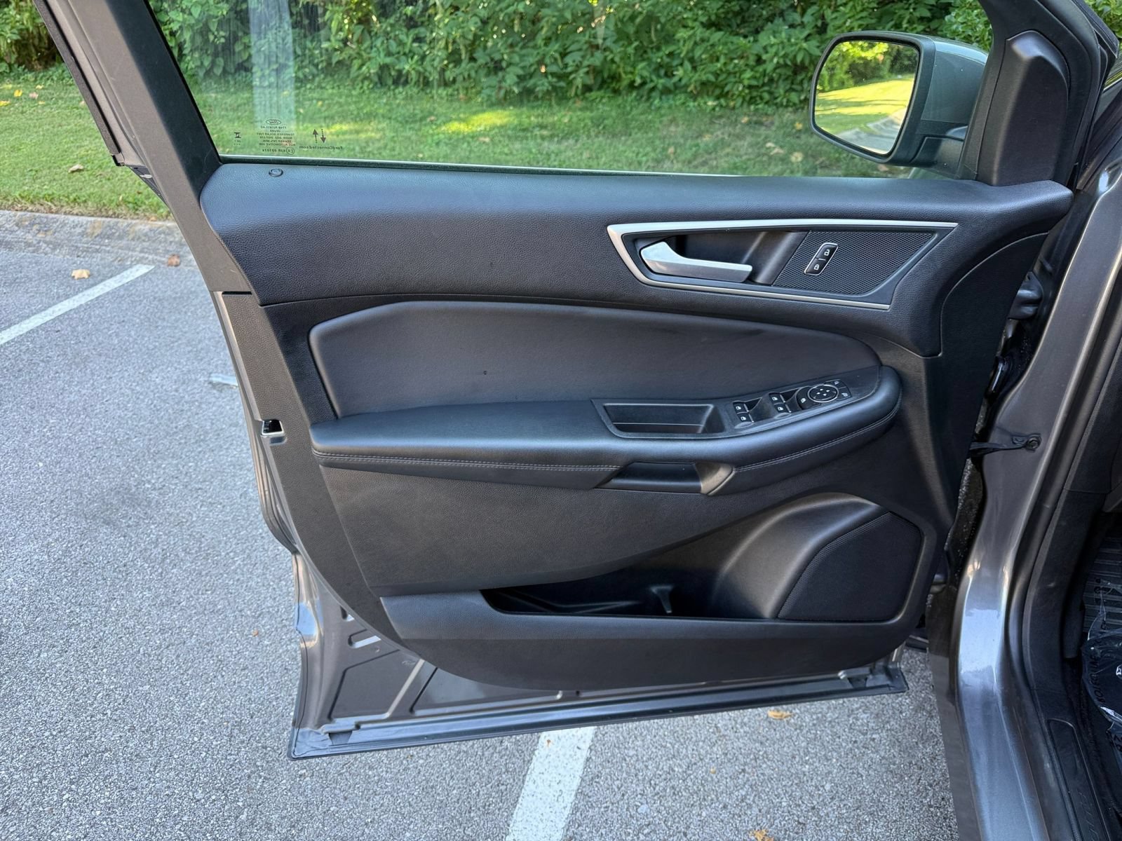 Used 2024 Ford Edge SEL AWD/4WD image 18
