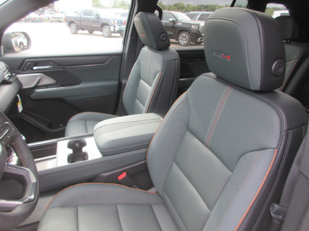 New 2027 GMC Acadia AT4 w/ AT4 Reserve Package AWD/4WD image 11