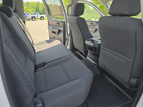 Used 2023 Toyota Tundra SR AWD/4WD image 13