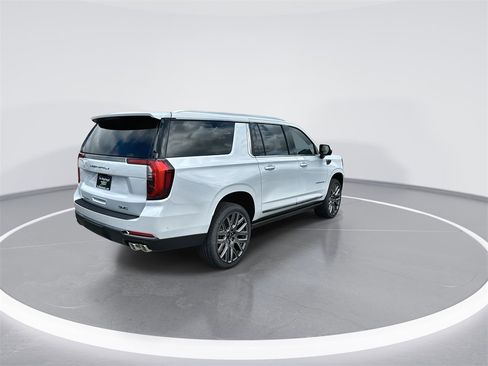 New 2026 GMC Yukon XL Denali Ultimate w/ LPO, Floor Liner Package image 8
