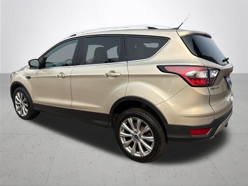 Used 2017 Ford Escape Titanium w/ Equipment Group 301A AWD/4WD image 9