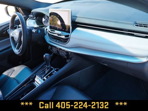 Used 2025 Jeep Compass Limited AWD/4WD image 24