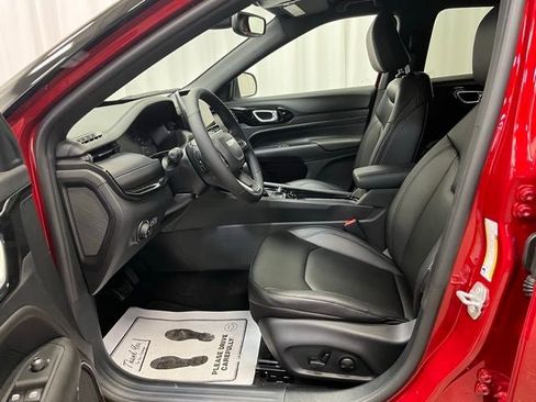 New 2026 Jeep Compass Limited image 5