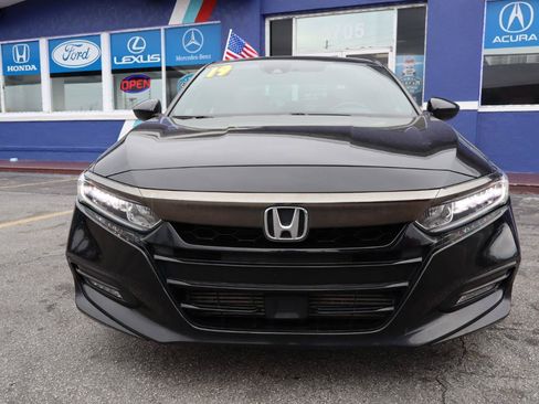 Used 2019 Honda Accord Sport image 3