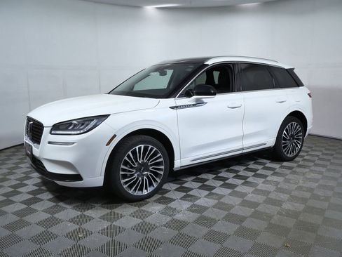 Certified 2022 Lincoln Corsair AWD w/ Premium Package image 5