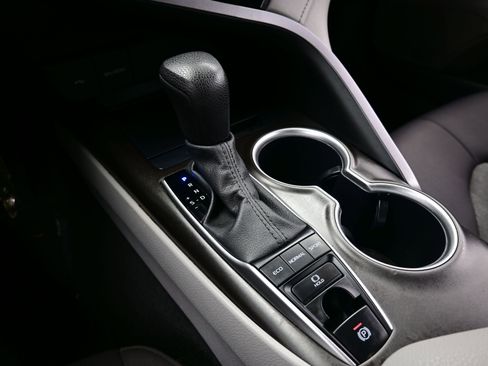 Used 2023 Toyota Camry LE image 21