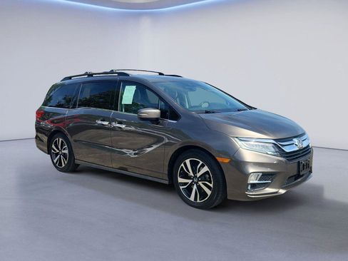 Used 2019 Honda Odyssey Elite image 1