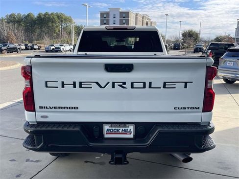 Used 2023 Chevrolet Silverado 2500 Custom w/ Custom Value Package image 7