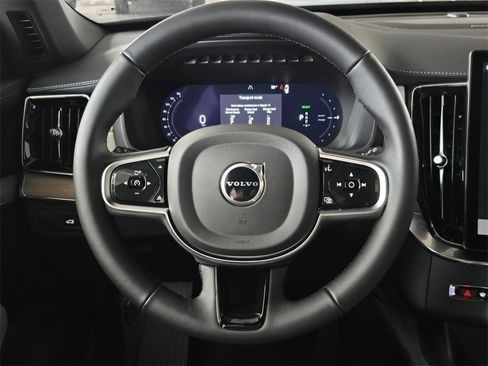 New 2026 Volvo XC90 T8 Plus w/ Protection Package Premier image 19