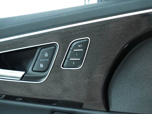 New 2025 Audi Q7 3.0T Prestige image 34