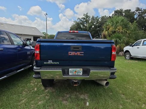 Used 2018 GMC Sierra 2500 4x4 Crew Cab w/ Sierra Convenience Package image 4